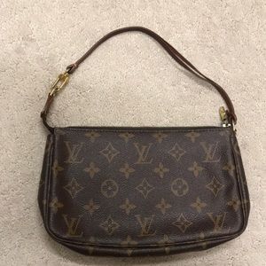 Louis Vuitton Pochette accessories monogram clutch